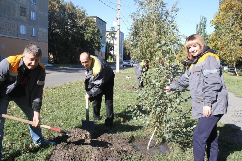 Екоакція «Зелене місто»:  волонтери ДТЕК Енерго посадили в регіонах 600 дерев