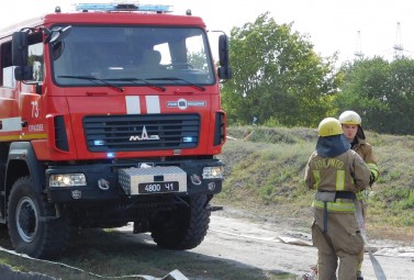 До надзвичайних випробувань готові: енергетики ДТЕК Курахівська ТЕС відпрацювали гасіння «пожежі» бака з мазутом