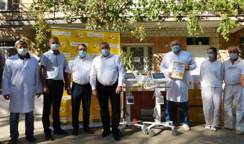 DTEK and Rinat Akhmetov Foundation deliver another four ventilators to Donetsk region doctors