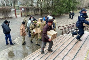 ДТЕК Енерго, Метінвест та Фонд Ріната Ахметова передали 4000 продуктових наборів для мешканців Зеленодольська