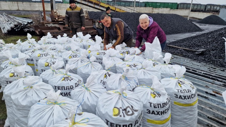 Шахтарі ДТЕК Енерго передали понад 1000 тонн вугілля для обігріву захисників України