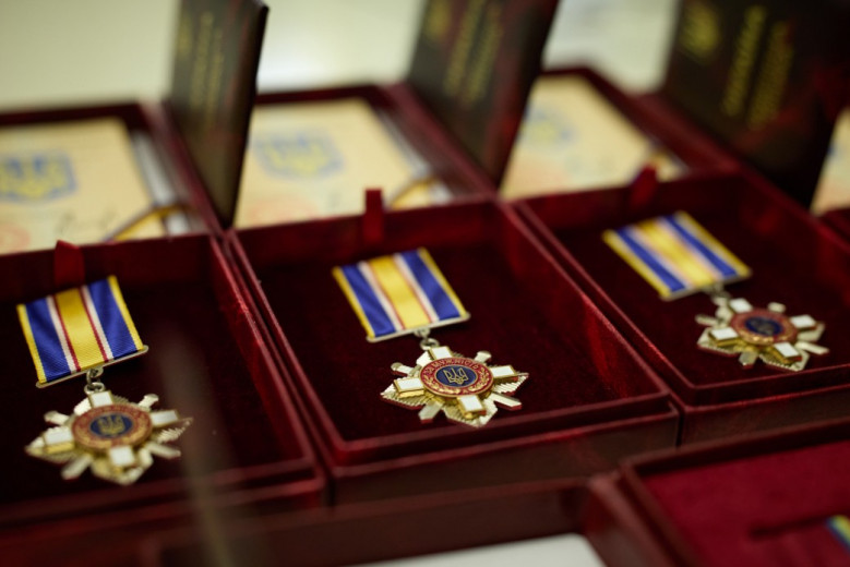 Президент відзначив держнагородами працівників ДТЕК Енерго за підтримку енергосистеми під час обстрілів
