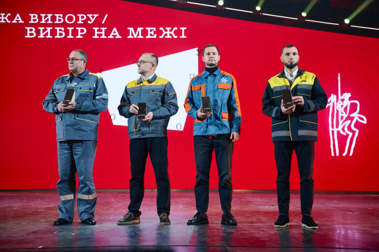 «Українська правда» відзначила працівників ДТЕК Енерго спеціальною відзнакою “Тим, на кому тримається світло”