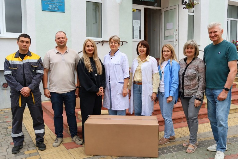 Від змагань до реальної допомоги: тренажер для реабілітації ветеранів передали Добротвірській лікарні