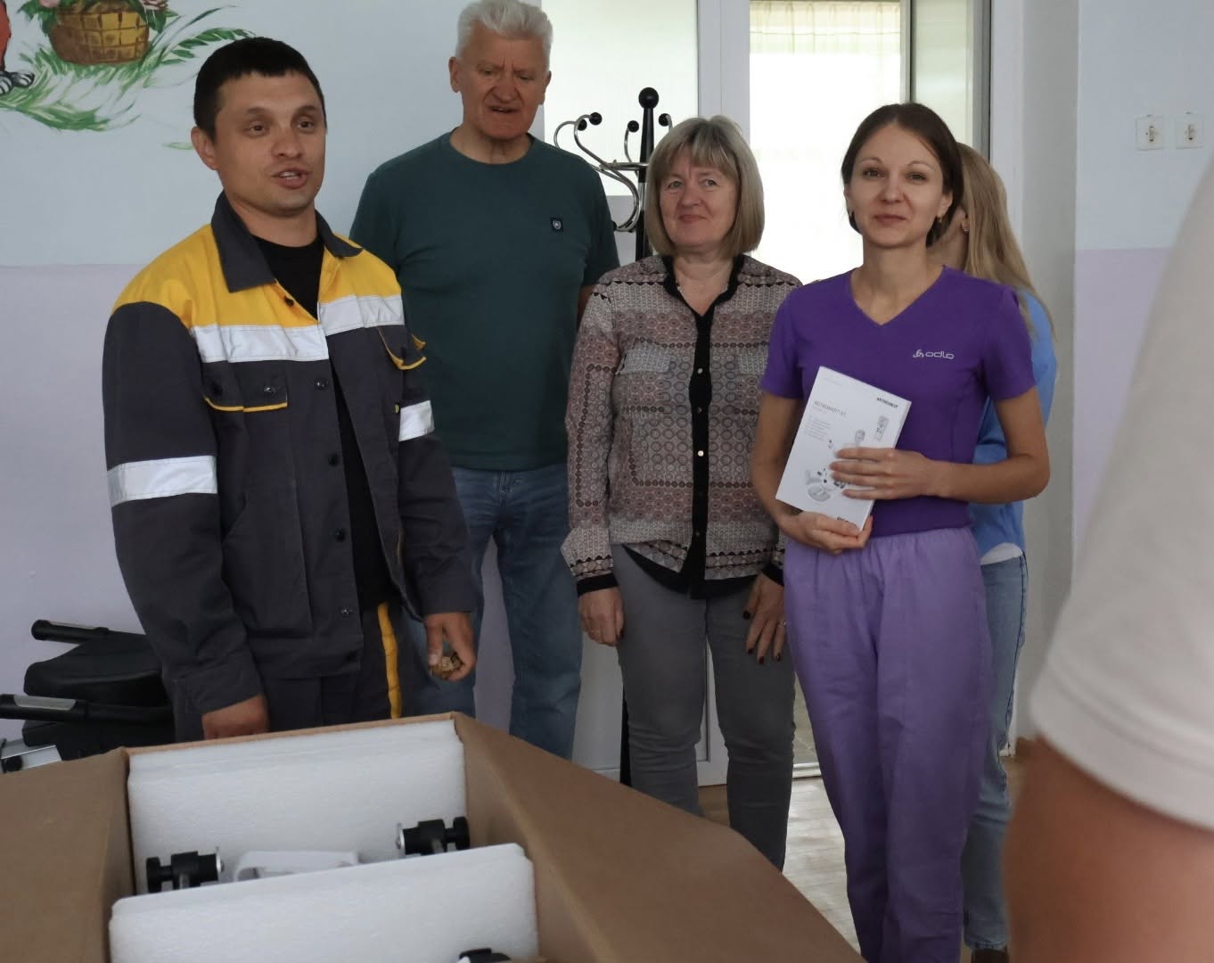 Від змагань до реальної допомоги: тренажер для реабілітації ветеранів передали Добротвірській лікарні.  1