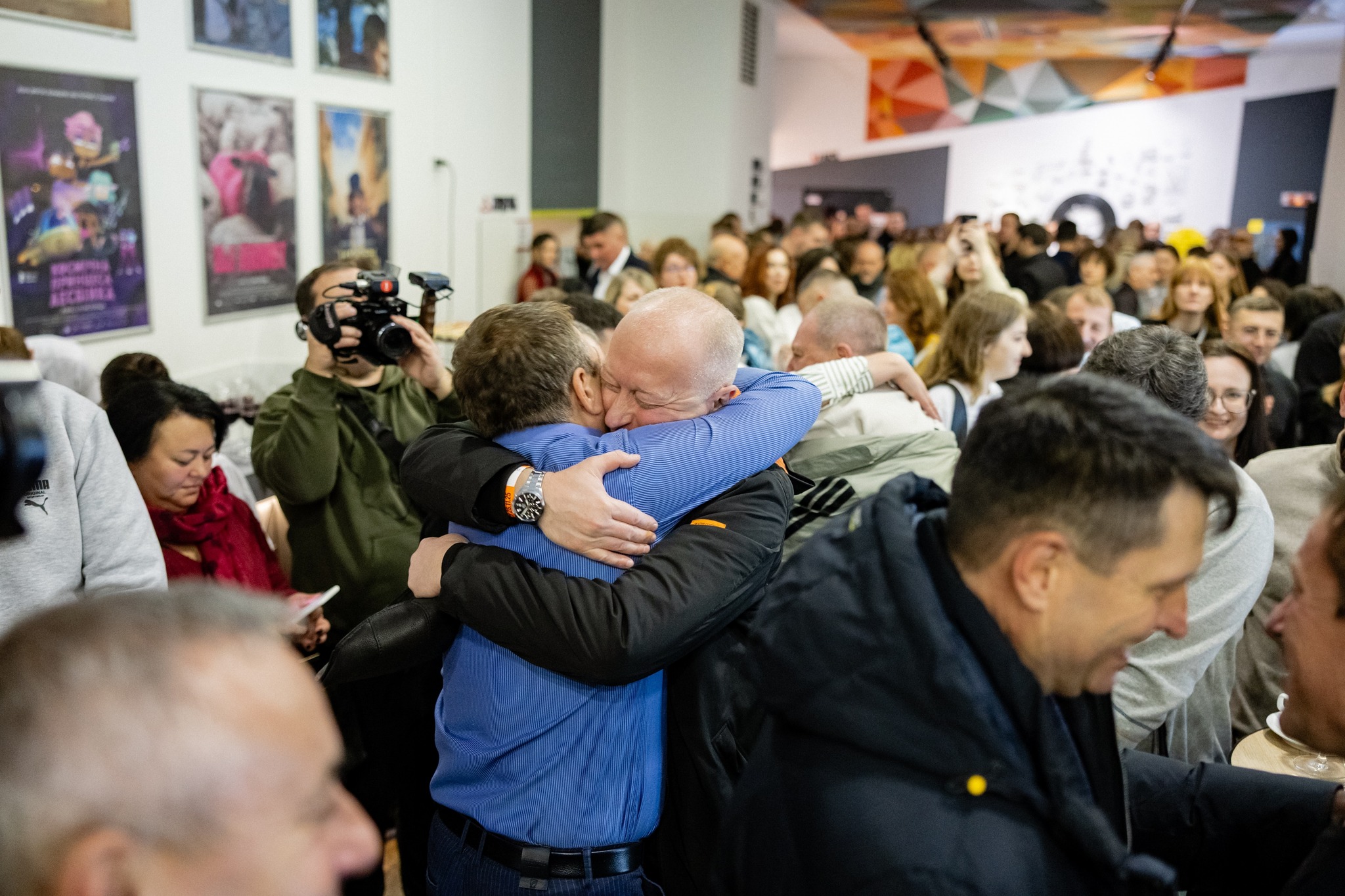 У Києві відбувся допрем’єрний показ документального фільму «Останній Прометей Донбасу». 3 У Києві відбувся допрем’єрний показ документального фільму «Останній Прометей Донбасу». 2